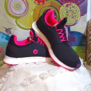 Women's Body Glove Monza Sneaker size 8
